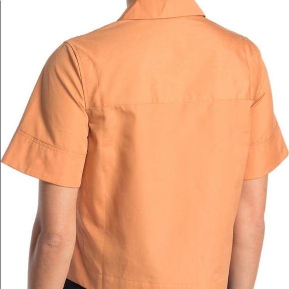 CLUB Monaco Notch Collar Crop Shirt - Picture 3 of 11